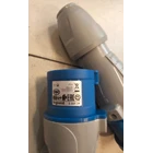 Legrand Straight Plug P17 555124 16A 2P+E 200/250V 2